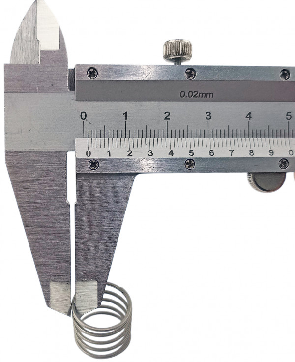 Диаметр проволоки пружины - около 1мм.