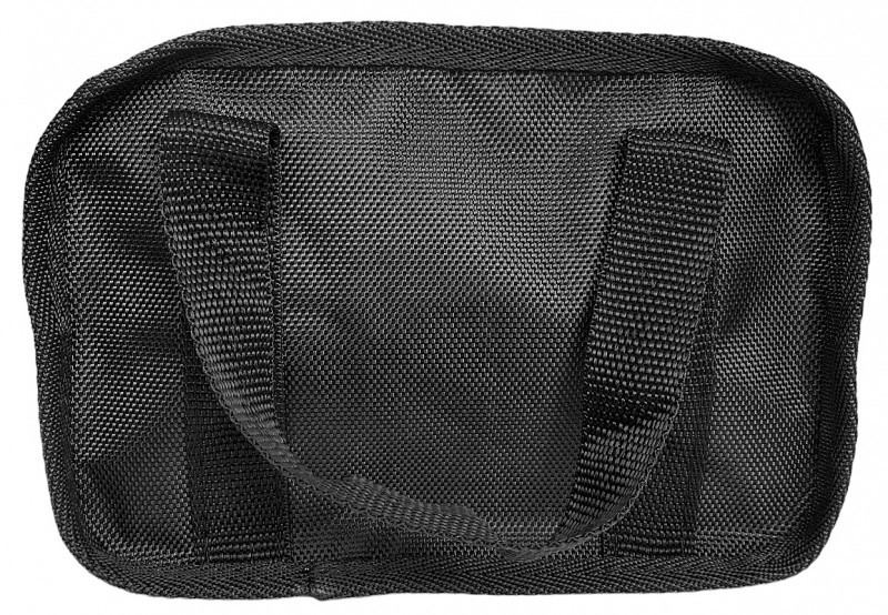 Ручки надежно пришиты к корпусу самой сумки, образуя с ней как бы одно целое...