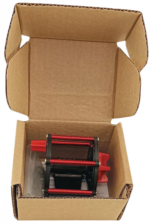 Продается в фирменной картонной коробке от производителя. В комплекте: катушка; шестигранник - 2.5мм; два винта с гайкой; планка для крепления к рукояти ружья «VECTOR»; инструкция по установке катушки.