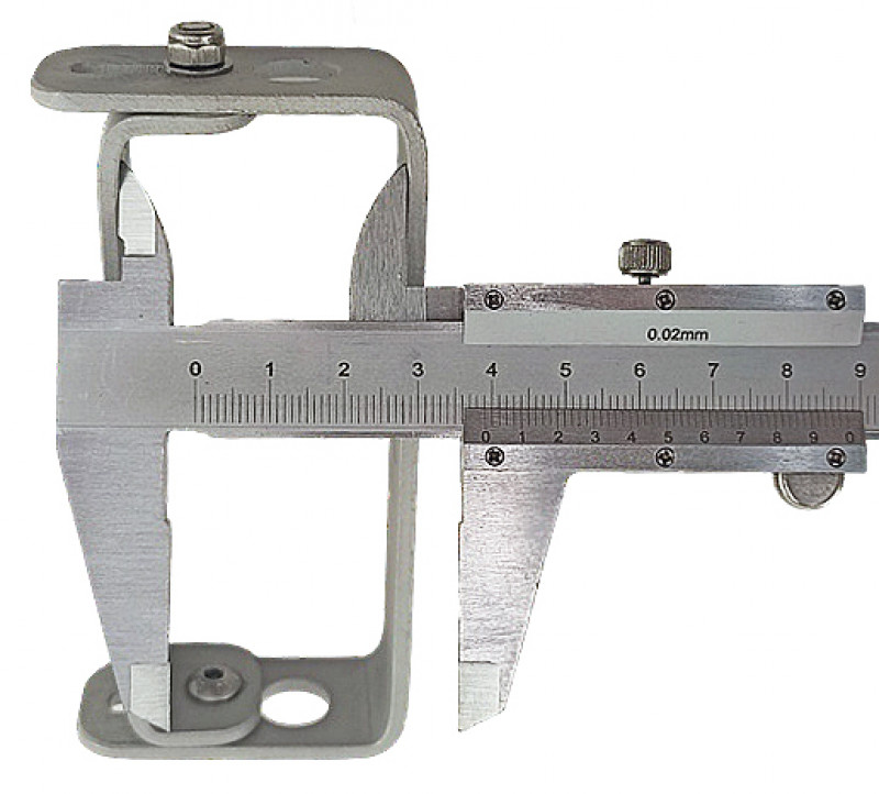 Высота минимально возможного зазора под руку - 3.9см.