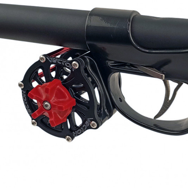 Профессиональная и качественная катушка «VECTOR 60» образца 2026 года на рукоять одноименного российского ружья - необходимый атрибут для обеспечения безопасной и успешной трофейной подводной охоты.