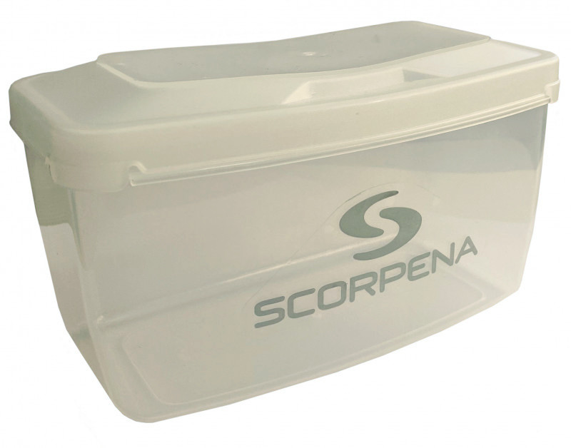 Продается в комплекте с фирменным пластиковым боксом SCORPENA для хранения и транспортировки. Внимание! Внешний вид бокса может меняться от поставки к поставке.