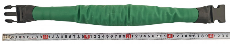 Длина ошейника в расстегнутом виде вместе с пряжками - примерно 54см.